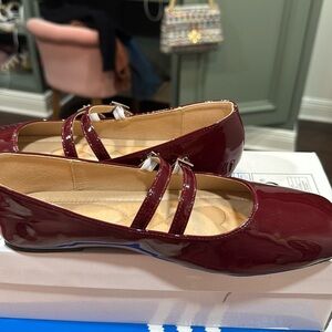 Maroon Mary Jane’s, size 8